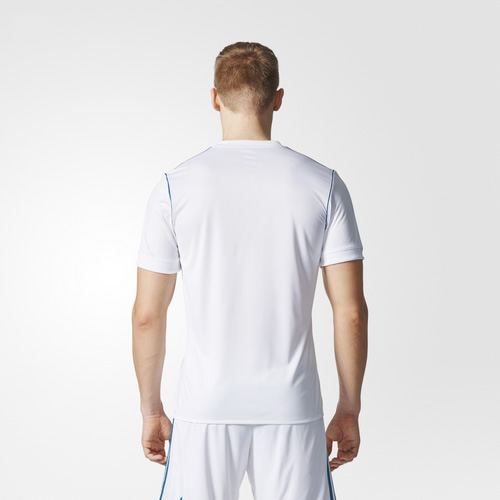 阿迪达斯皇家马德里男子白色短袖足球服图1高清图片
