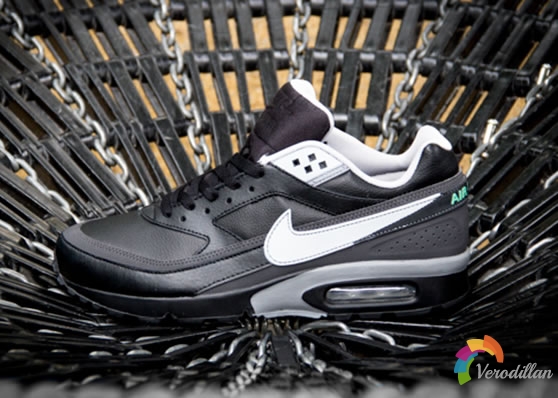 暗黑极致:Nike Air Classic BW