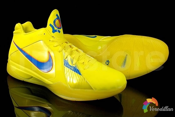 杜兰特签名战靴盘点五-Nike Zoom KD III Christmas图3