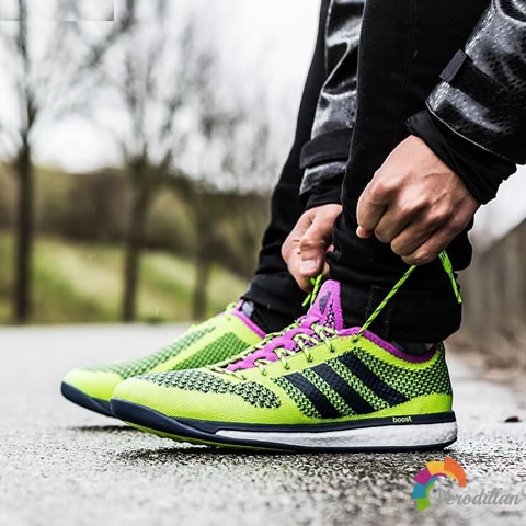 阿迪达斯发布Primeknit 2.0 Boost足球鞋