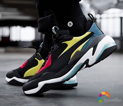 PUMA推出Thunder Spectra运动鞋,融合运动和时尚