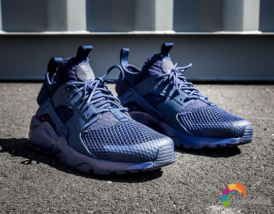 海水正蓝:NIKE AIR HUARACHE RUN ULTRA MIDNIGHT NAVY