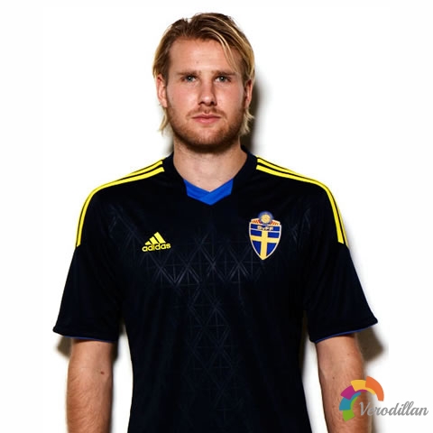 瑞典国家队2013/14赛季客场球衣正式公布