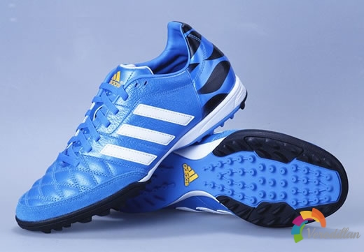 回归纯触感本源:adidas 11nova TF开箱报告