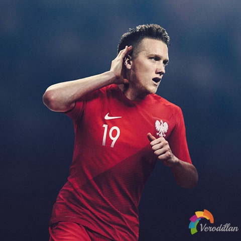 波兰国家队2018世界杯主客场球衣,灵感来自雄鹰图2