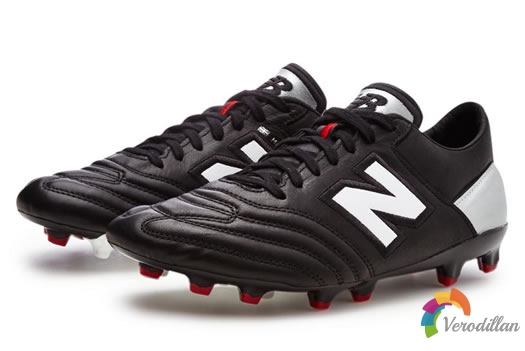 New Balance发布英国产高端足球鞋MiUK One