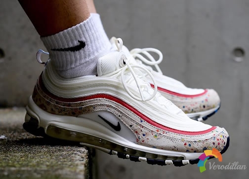 Nike推出AIR MAX 97彩色泼墨版