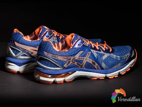 ASICS LITE-SHOW COLLECTION,反光设计增加运动安全性图2