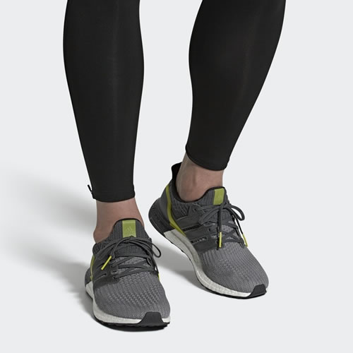 阿迪达斯G54003 UltraBOOST m男子跑步鞋图5