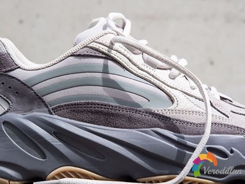气质不俗:Yeezy 700 V2 Tephra火山灰配色图2