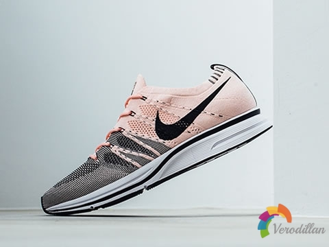 发挥自我极限:NIKE FLYKNIT TRAINER Sunset Tint
