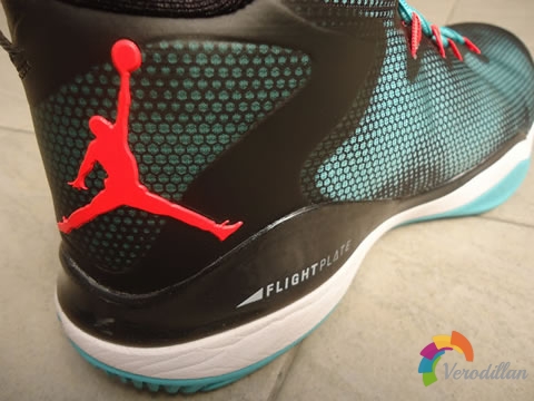 整体性能平均:Jordan Super Fly 3 X测评图2