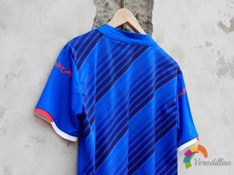 吉林百嘉2018赛季主客场球衣,引入时髦条纹设计图2