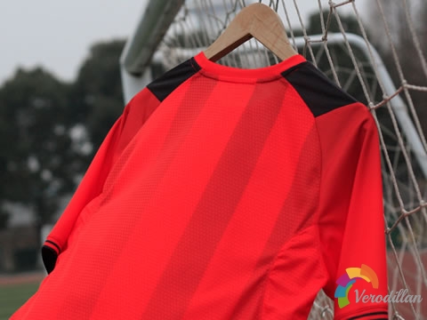 吉林百嘉2018赛季主客场球衣,引入时髦条纹设计图5