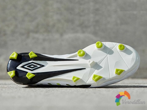 Umbro Medusae II Elite足球鞋全新配色发布图2