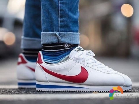 简约百搭风:Nike CORTEZ LEATHER阿甘休闲鞋