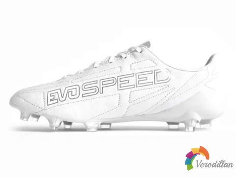 PUMA全黑evoPOWER/全白evoSPEED足球鞋(袋鼠皮版)近赏