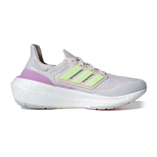 阿迪达斯ULTRABOOST LIGHT(IE3337)女子跑鞋图2高清图片