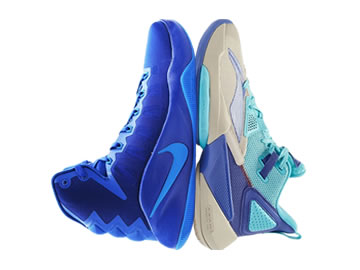 耐克hyperdunk 2016和空袭8哪个好,怎么选(对比测评)